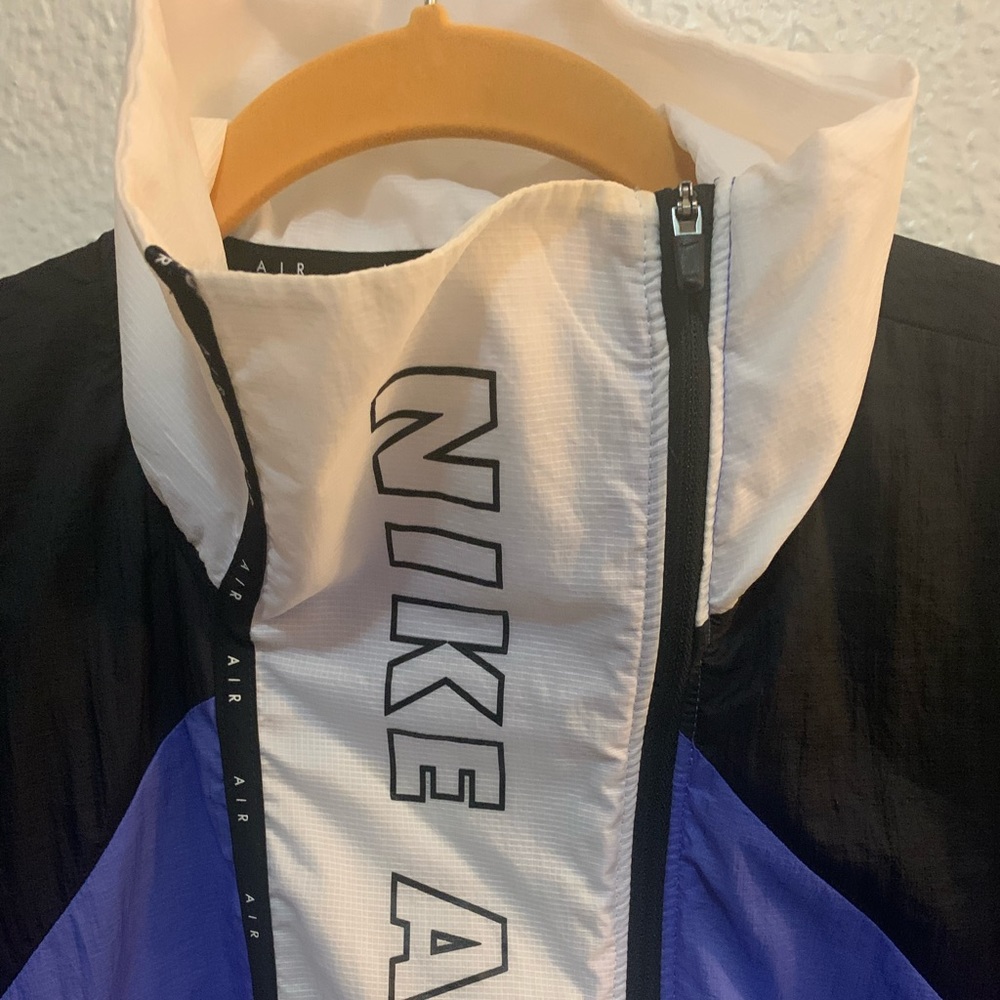 (Nike) Air Windbreaker Jacket